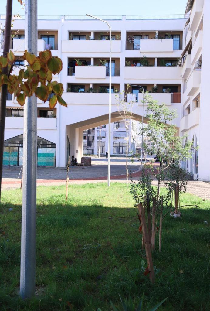 Family Apartment Tirana Exterior foto