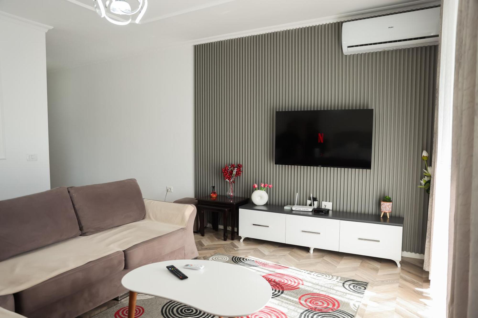 Family Apartment Tirana Exterior foto